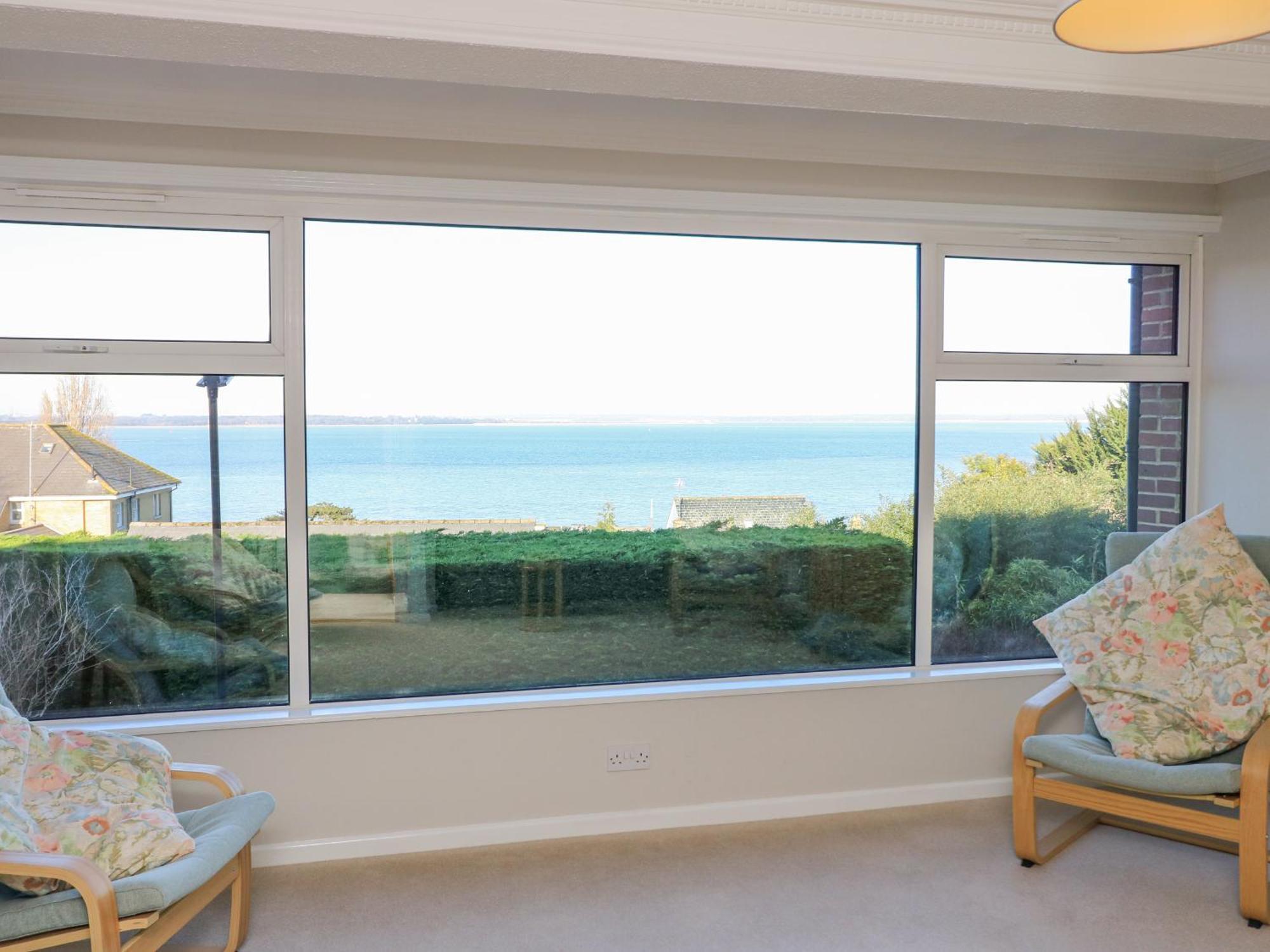 High Tide Villa Cowes  Ngoại thất bức ảnh